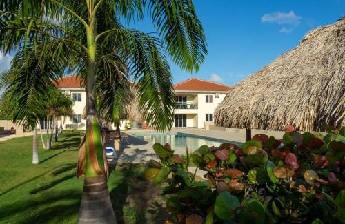 Willemstad Apartment | Oceanfront Bliss at Sirena Resort Curaçao - Rated 9/10