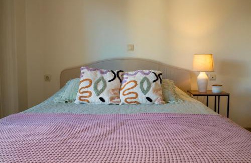 Kallikratia Apartment | Pet Friendly Sirmar Seaview Apartment - Guest Rated 10/10