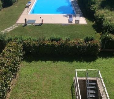 Lugana Apartment | Discover Sirmione: Borgo Rosa with Oceanfront Pool Access