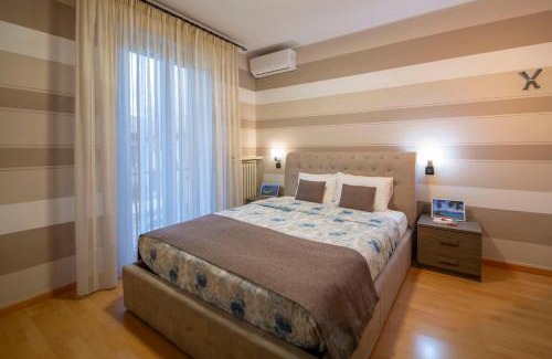 Sirmione Apartment | Beautiful Sirmione4U - Domus by the Castle, Rated 9.3/10