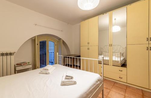 Porta Venezia Apartment | Cozy Sirtori Apartment - Family-Friendly Retreat Awaits You