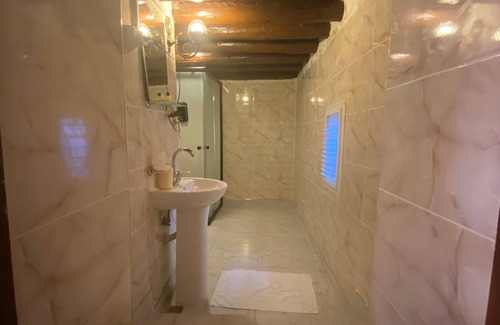 Gaziantep City Center Hotel | Inviting Stay at Sirvani Konagi with Breakfast & Family Amenities