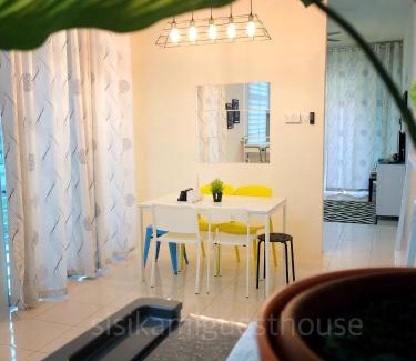 Kampung Bendang Perang House | Highly Rated Sisikami Guesthouse: Family-Friendly Stay
