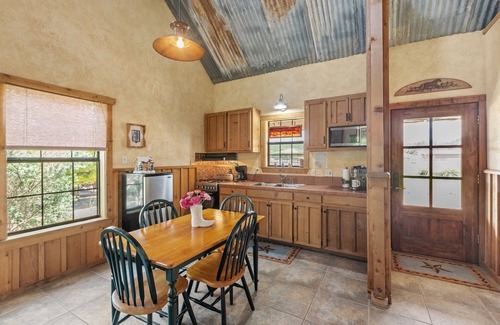 Fredericksburg Cabin | Sister Creek Ranch - First Cabin - Hot Tub - Fireplace - Hill County Views