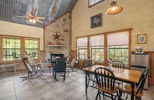 Fredericksburg Cabin | Sister Creek Ranch - First Cabin - Hot Tub - Fireplace - Hill County Views