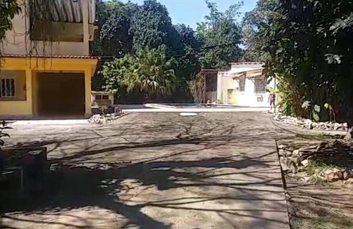 Mage House | Accessible Getaway for 15 with Pool and Kitchen Amenities