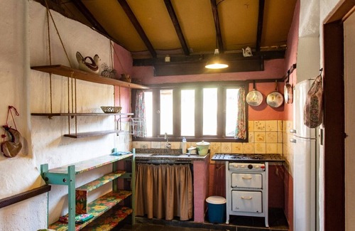 Sao Roque House | Pet-Friendly Rural Cottage with Pool - Rated 10/10