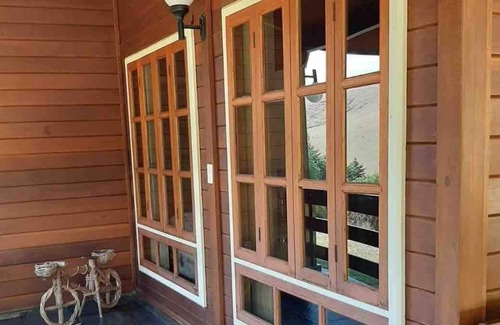 Itapeva House | Site with a wooden house in the south of Minas, 120 km from São Paulo