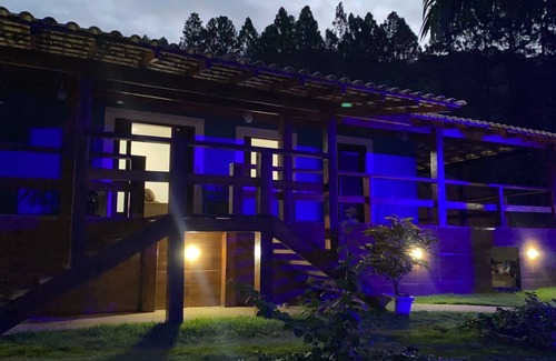 Marechal Floriano House | Relaxing Retreat with Trails and Ocean Views, Pets Welcome