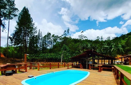 Marechal Floriano House | Relaxing Retreat with Trails and Ocean Views, Pets Welcome