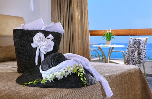 Sitia Hotel | Elegant Sitia Beach City Resort & Spa: Ocean Views Await