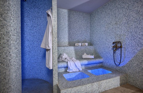 Sitia Hotel | Elegant Sitia Beach City Resort & Spa: Ocean Views Await
