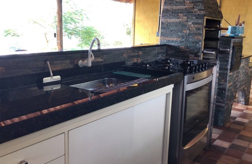 Senador Jose Bento Ski Chalet | Explore Sítio 3Ipes Chalet: Exclusive Waterfalls & Spa