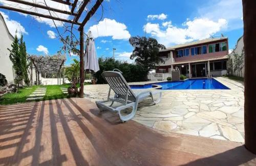 Ribeirao Das Neves House | Discover SITIO AMANHECER VERDE: Pet-Friendly Oceanfront Retreat