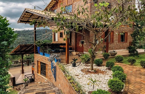 Domingos Martins Cabin | Exceptional Sitio Balango: Ocean View & Pet-Friendly Retreat