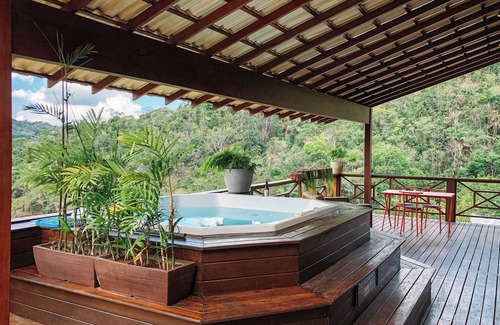 Domingos Martins Cabin | Exceptional Sitio Balango: Ocean View & Pet-Friendly Retreat