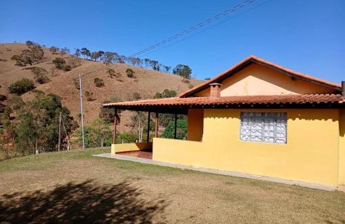 Camanducaia House | Discover Sitio Boa Esperança: Pet & Child Friendly Retreat