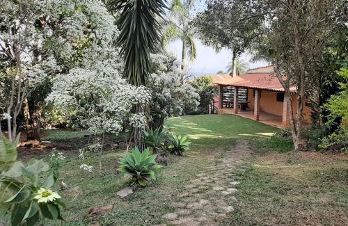 Caete House | Pet-Friendly Retreat at Sitio Carvalho da Serra, 4-Star Stay