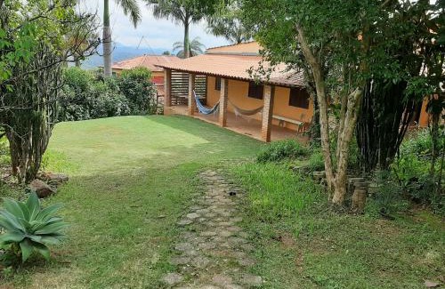 Caete House | Pet-Friendly Retreat at Sitio Carvalho da Serra, 4-Star Stay
