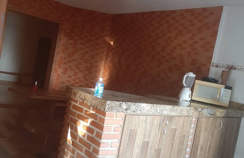 Caete Cottage | Pet-Friendly Retreat at Sitio Carvalho da Serra with Pool