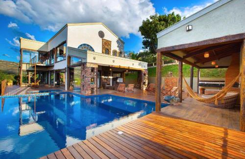 Lapinha da Serra Villa | Discover Sitio Jatoba: Pet-Friendly Retreat in Lapinha