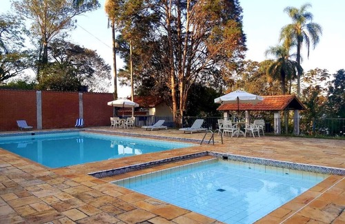 Suzano House | Relax at Sitio Primavera Suzano: Ocean View & Family-Friendly