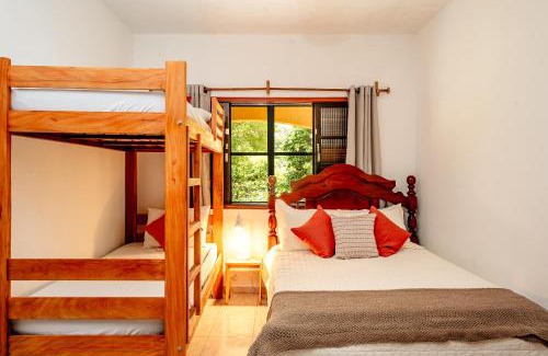 Guararema House | Pet-Friendly Holiday Homes with Oceanfront Views in Guararema