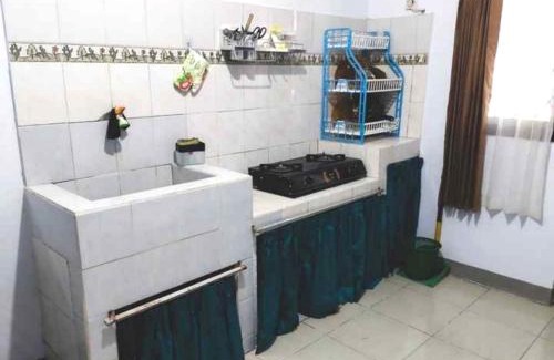 Tasikmalaya Villa | Child-Friendly Situ Gede Indah Homestay - Guest Rated 10/10