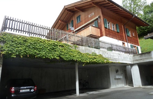 Grindelwald Apartment | Idyllic Village Retreat with Eiger View, Steps from Station