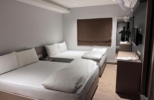 Kolkata House | Budget-Friendly Stay at Sivalika Inn with Breakfast Included