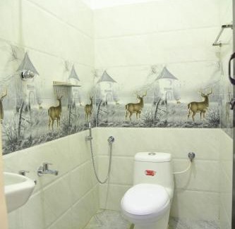 Tiruchengode Hotel | Cozy Sivamurugan Residency - Pet-Friendly & Family Ready