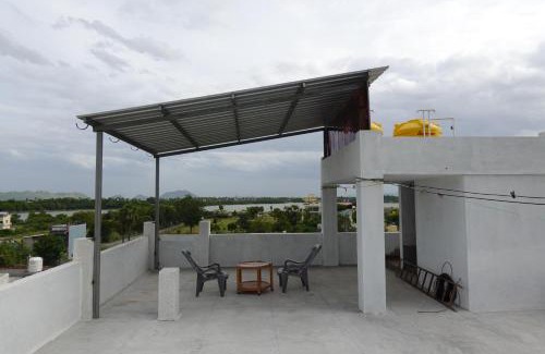 Tiruvannamalai Apartment | Sivan Paadham Nilayam Guest House