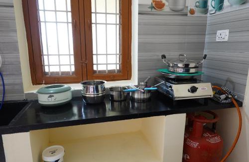 Tiruvannamalai Apartment | Sivan Paadham Nilayam Guest House