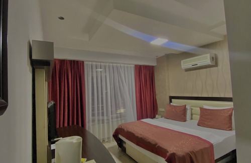 Sivas Hotel | Discover Sivas Azze Palace Otel with Spa & Breakfast Included