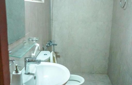 Jaffna House | Discover Sivastan Guest House: Child-Friendly Retreat