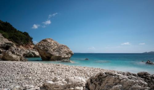 Sivros House | Oceanfront Sivros Stone Cottages - Guest Rated 9.9/10