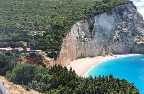 Sivros House | Oceanfront Sivros Stone Cottages - Guest Rated 9.9/10