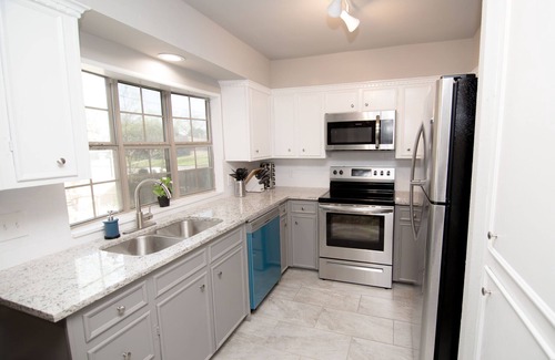 Grand Prairie House | Unforgettable Stays Near Six Flags & AT&T Stadium – 9.8 Rated