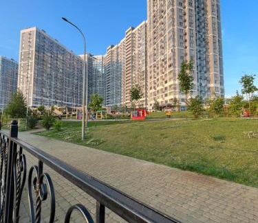 Pozniaky Apartment | Pet-Friendly Studio in Lebedinyy with Excellent Reviews