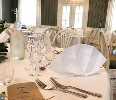 Sjobo Hotel | Discover Sjöbo Gästgifvaregård: Family-Friendly Retreat