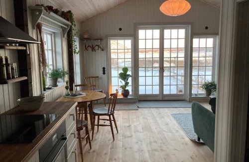 Frillesas House | Top-Rated Sjöstugan Vallersvik with Oceanfront Views