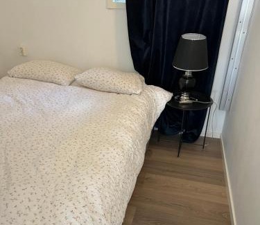 Jessheim Apartment | Family-Friendly Retreat at Sjøbergvegen for Budget Travelers