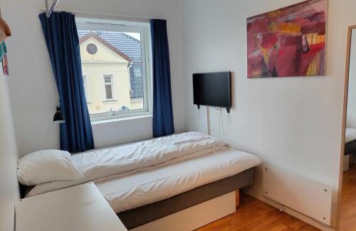 Kristiansand Hotel | Comfortable Stay at Sjøgløtt Gjestgiveri with Family Amenities