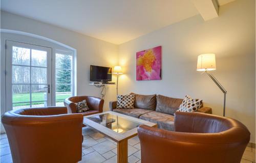 Nimtofte House | Discover Sjørupgaard: Pet-Friendly Retreat with Pool