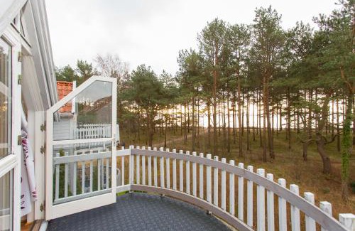 Mandal Apartment | Oceanfront Retreat at Sjøsanden Ferietun for Families