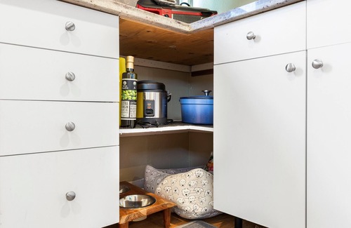 Northside Cottage | Cozy SJ Downtown Private Guest House with Gated Parking