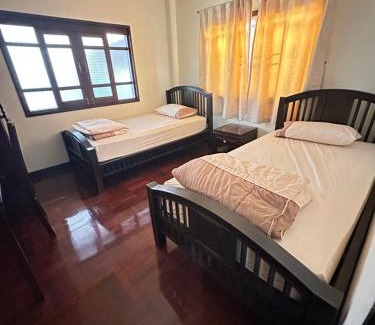 Don Kaeo House | Discover SJ House: Unique Thai Style, Pet & Child Friendly