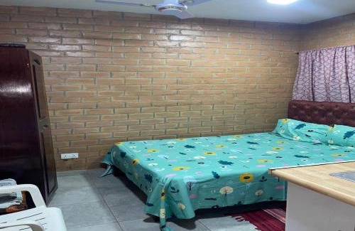 Serrekunda Apartment | Pet-Friendly SJ Kololi Apartments with Great Guest Ratings