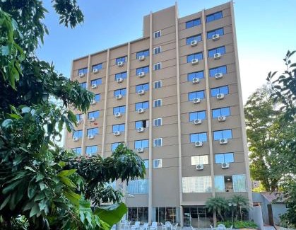 Foz do Iguacu City Centre Hotel | Explore San Juan: Pet-Friendly Hotel with Ocean Views
