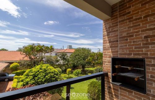 Ingleses Centro Apartment | SJS - Condominium near the Beach of the English